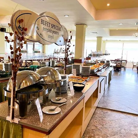 Complex Modern Hotel Mamaia