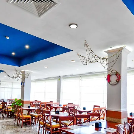 Complex Modern 4* Mamaja