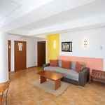 Complex Modern 4*