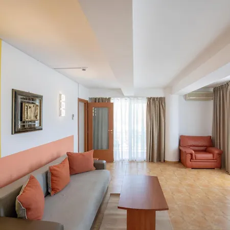 Complex Modern Hotel Mamaia