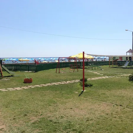 Complex Modern Mamaia