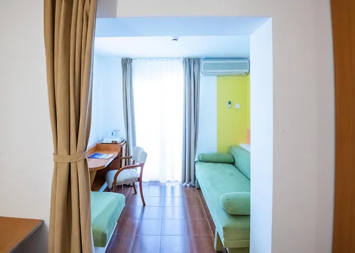 Hotel Complex Modern 4*