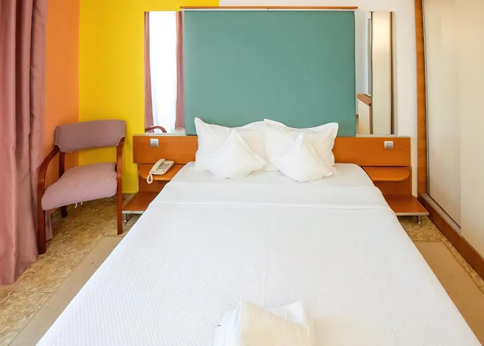 Hotel Complex Modern