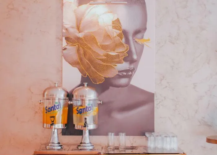 Hotel Complex Modern